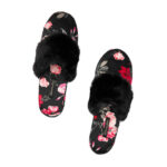Victoria’s Secret „Black:Bright Cherry Holiday Floral” šlepetės-1