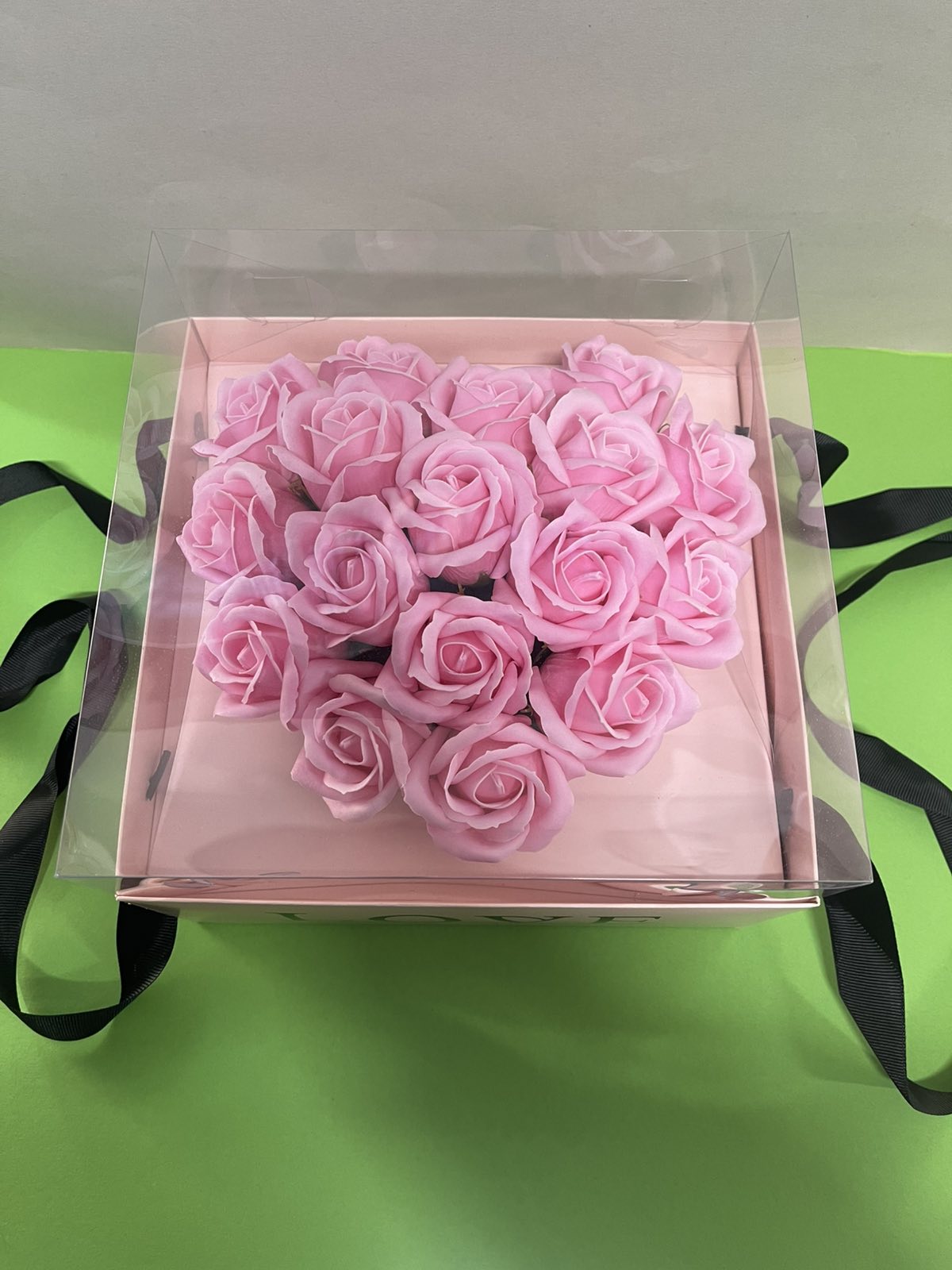 Muilo gėlių puokštė „Love PINK”-1